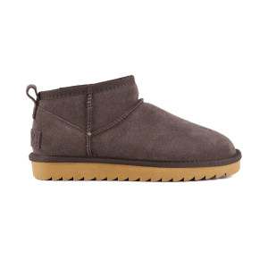 colors of california short winter boot in suede